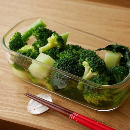 漬けておけば朝お弁当に入れるだけ！「ブロッコリーの漬け物」が便利