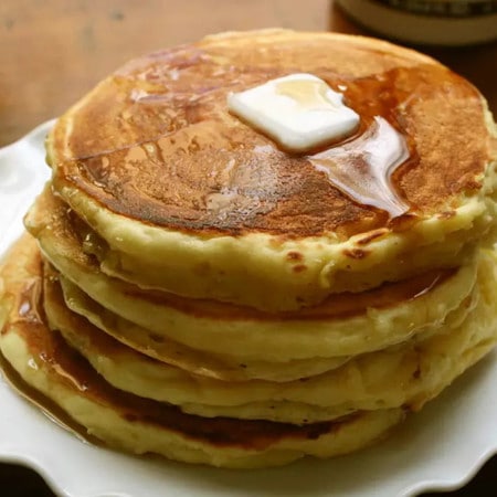 ヨーグルト1パック使い切り！ふわふわ「カフェ風パンケーキ」の作り方