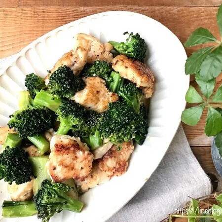 【材料2品】みんな大好き「鶏むね肉×ブロッコリー」の炒めもの味バリエ