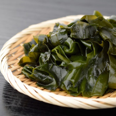 カリカリサクサク……もう止まらない！わかめの「から揚げ」がおいしすぎる