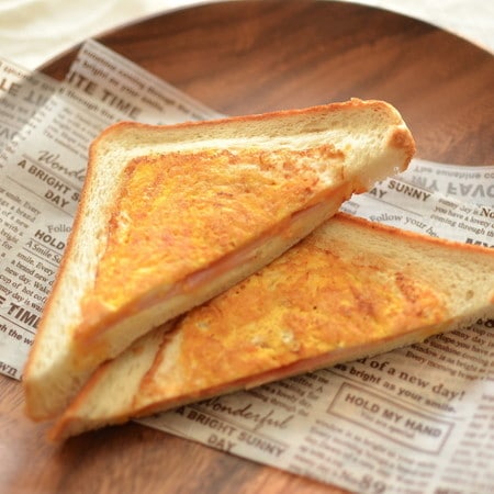 フライパンでOK！食パン1枚で作る「ホットサンド」で大満足モーニング