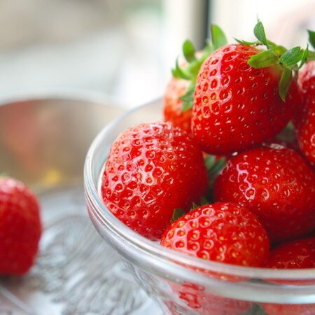 旬のおいしさをキープ！「いちご」の長持ち保存方法