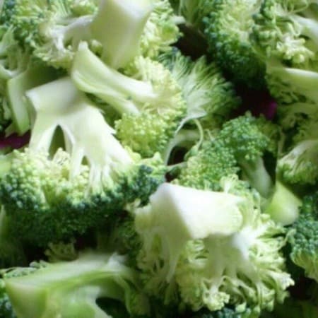 もう蕾がパラパラしない！賢い「ブロッコリー」の切り方
