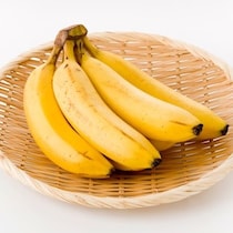 その手があったか！まな板不要「バナナ」の切り方