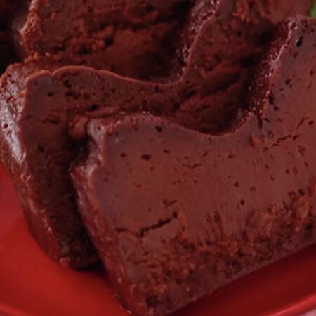 【770人以上が絶賛】材料4つで簡単なのに本格的「半生ガトーショコラ」