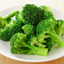 子どもが爆食べ！1株ペロリな「ブロッコリーの浅漬け」