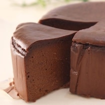 驚くほど濃厚！一度食べたらやみつきの「ベイクドチョコチーズケーキ」