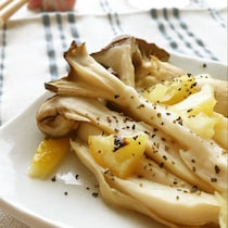 【時短おつまみ】トースターでできるバリエーション豊富な「エリンギグリル」