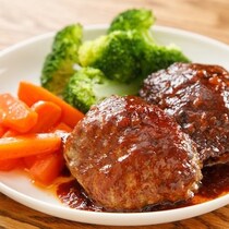 つくれぽ500件越え！写真付きでわかりやすい。ふっくらジューシーに仕上がる「ハンバーグ」