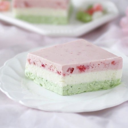 かわいくて盛り上がる！おもてなしにもぴったり「ひな祭りケーキ」