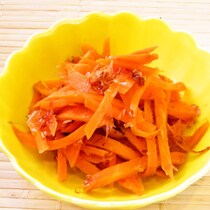 まとめて作っても疲れない！レンジで完成「食材1つの作りおき」