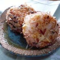 ご飯にあう具なら何でもあいます！意外だけど旨すぎる「おにぎり」バリエ