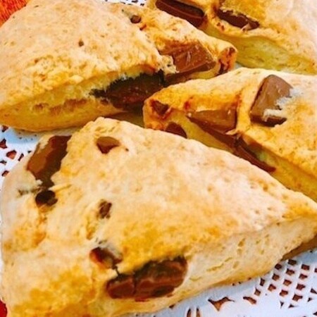 朝食やおやつに◎材料3つで作れる簡単「スコーン」レシピ