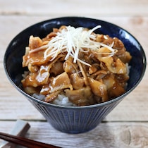 5分で完成！忙しい日は「豚肉で丼」