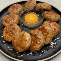 つくれぽ8000件超！ふわふわでタレがうまい「つくねの甘辛照焼き」を作ってみた