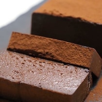 はかり不要！材料3つで作れる「チョコテリーヌ」が濃厚美味