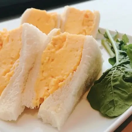 スクランブルエッグで喫茶店風「ふわふわ卵サンド」ができた！