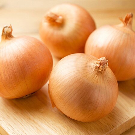わずか10秒！「玉ねぎ」の皮むき時短テク