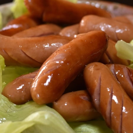 包丁・まな板不要！ウインナーに"切り込み"を入れる簡単ワザ