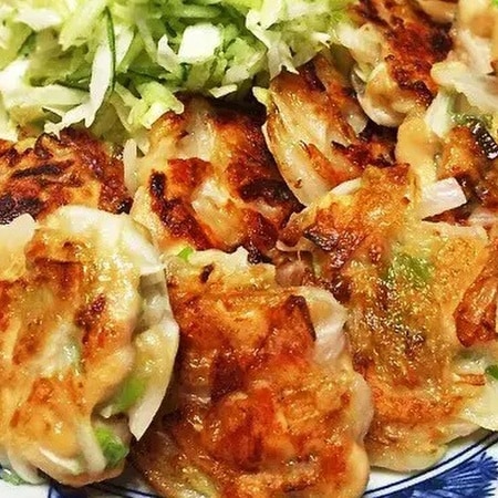 ささみ3本で家族4人が大満足！野菜たっぷりが嬉しい「節約つくね」