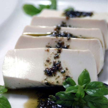 まるでチーズ!?まったり濃厚な「塩豆腐」があと一品やおつまみにぴったり