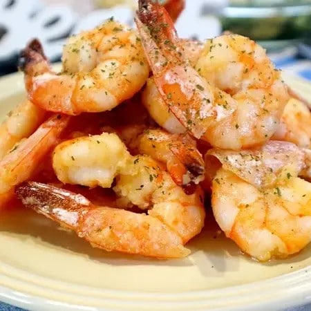 ハワイの名物料理を自宅で！お店のような「ガーリックシュリンプ」レシピ4選