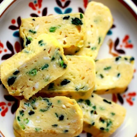 野菜も一緒にとれる！「具だくさん卵焼き」でマンネリ打破