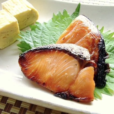 【1600人絶賛】新生活のお弁当にも◎「しゃけ」はみりん漬けで食べるのが正解