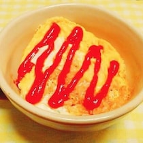 忙しい朝のお助けレシピ！レンジで作る「マグカップごはん」