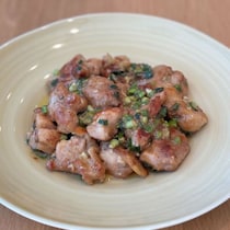 つくれぽ1万7000件超え！おいしすぎて食べ過ぎ注意「鶏肉のねぎマヨポン炒め」