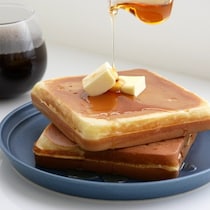 ホットサンドメーカーを使えば、誰でも簡単に「分厚いホットケーキ」が作れる！
