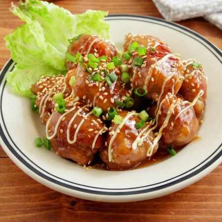 食べやすい！ご飯がすすむコロコロ「豚こまボール」