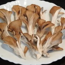 【意外と知らない?!】「舞茸」をおいしく食べるための下処理