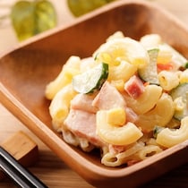 あと一品や添え物に！万能「マカロニサラダ」を常備しておこう