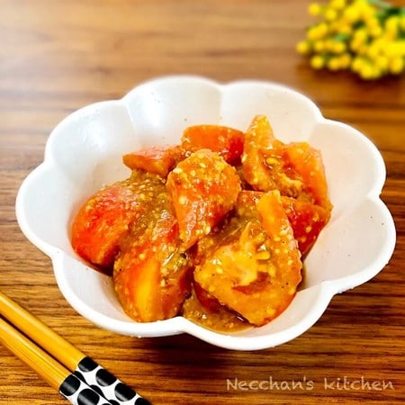 「生トマト」にかけると美味！意外な調味料4選