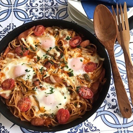 あと片づけもラクちん！“フライパンごと”食卓に出せる便利レシピ5選