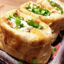 ジュワ旨！節約にもなる「卵×油揚げ」の巾着バリエ