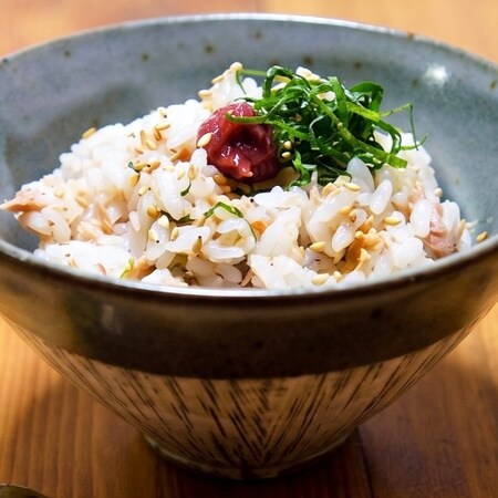 一人ランチにぴったり！「ツナ混ぜごはん」が簡単すぎてリピ確定！