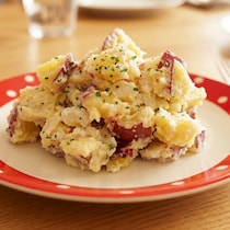 じゃがいもにプラスしておいしさ倍増「ハーフ＆ハーフポテサラ」