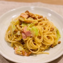 「納豆カルボナーラ」ってどんな味？作ってみたらクセになるおいしさだった