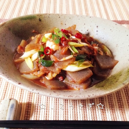 満足感◎ヘルシーな「こんにゃく」で作る副菜レシピ5選