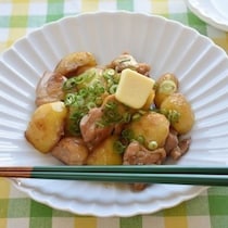 旬の味を楽しもう！「鶏もも肉×新じゃが」で作る絶品おかず