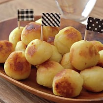 フライパンで簡単！とろ〜りチーズのコロコロボール