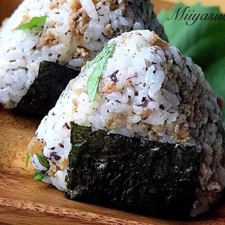 朝はこれだけ！ボリューム「おにぎり」で一日をスタートしよう