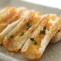 食感がクセになる！新しい食べ方「カリカリちくわ」