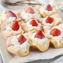 大量生産できるいちごケーキに注目！4月に最も読まれた「スイーツ」の記事は？【月間ランキングTOP5】