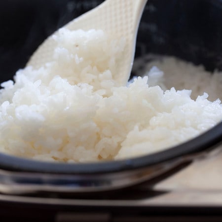 覚えておけば便利！ご飯の賢い「冷凍ワザ」