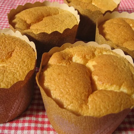型がなくても作れます！マフィンカップでふわふわ「シフォンケーキ」
