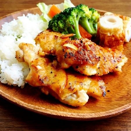 15分で完成！「鶏むね肉のソテー」はポン酢を使えば味つけ簡単