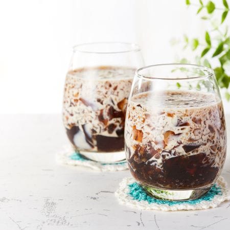 自宅でおいしく楽しもう!身近な材料で作れるカフェ風ドリンクレシピ